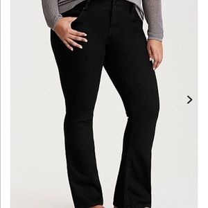 NWT Torrid black barely boot denim jeans